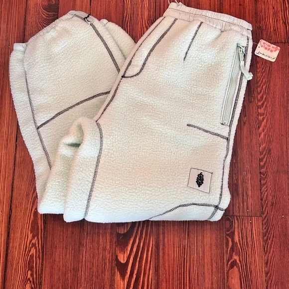 FP Movement by Free People- Hit The Slopes Pants- Glacial Mist - Picture 6 of 12